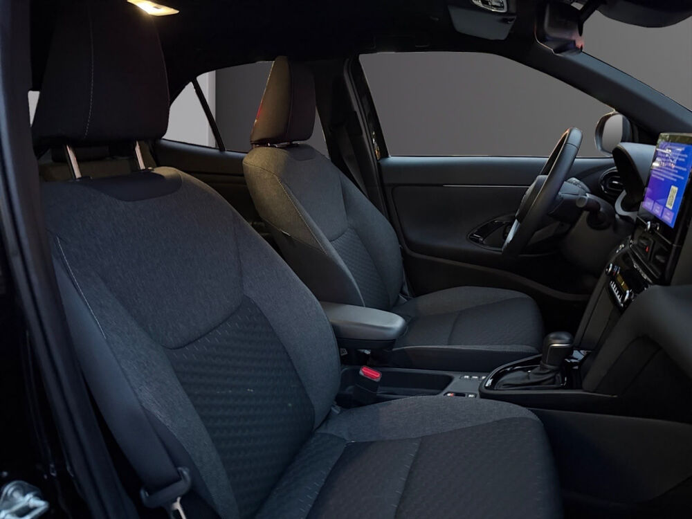 Yaris Cross Hybride 116h AWD-i Design 2024 occasion 75017 Paris