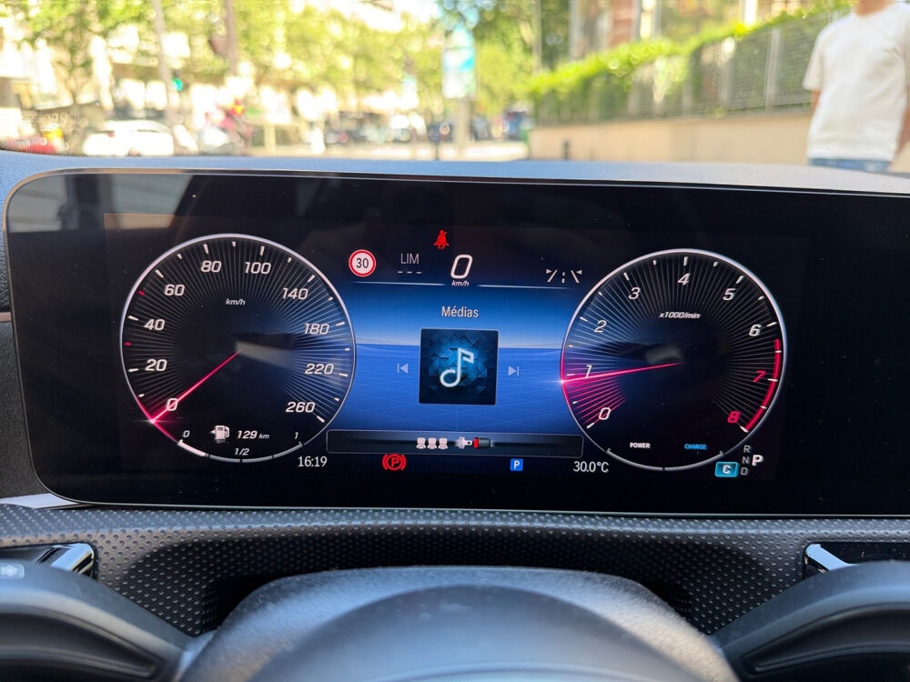 Classe A 180 7G-DCT AMG Line 2023 occasion 75017 Paris