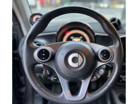 ForTwo Fortwo Coup&eacute; 1.0 71 ch S&S BA6 Prime 2015 occasion 75017 Paris