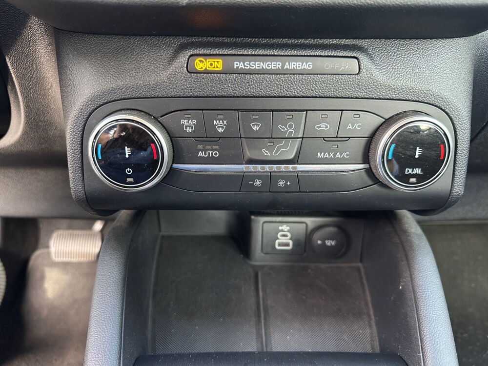 Kuga 2.5 Duratec 225 ch PHEV Powershift Titanium 2023 occasion 75017 Paris