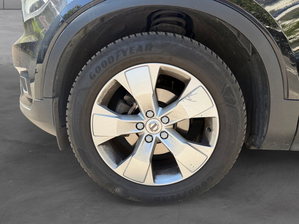 XC40 D3 AdBlue 150 ch Geartronic 8 Momentum 2019 occasion 75017 Paris
