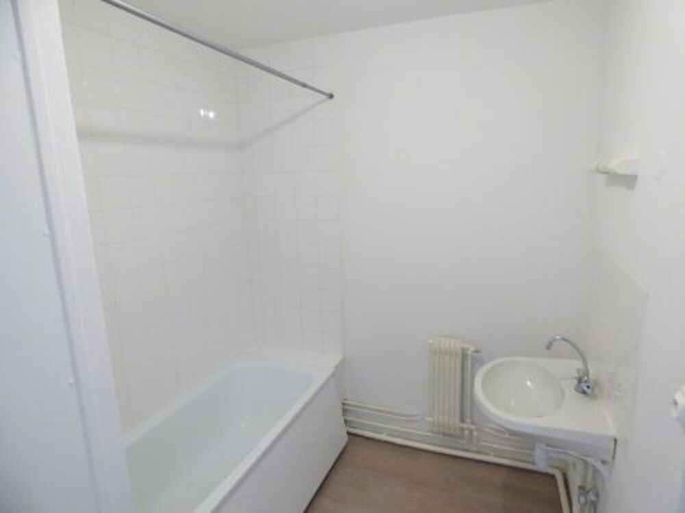 Location Appartement Votre agence France Loire Aubigny S/Nère vous propose cet appartement à la location sur la commune de Saint Satur St satur