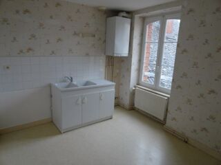  Appartement à louer 4 pièces 80 m²