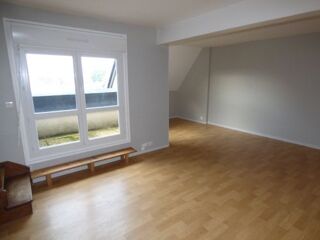  Appartement � louer 5 pi�ces 107 m� Aubigny sur nere