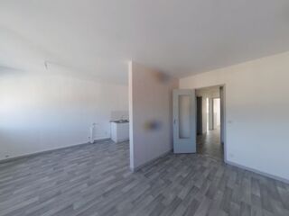  Appartement à louer 3 pièces 67 m²