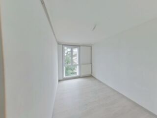  Appartement à louer 3 pièces 79 m²
