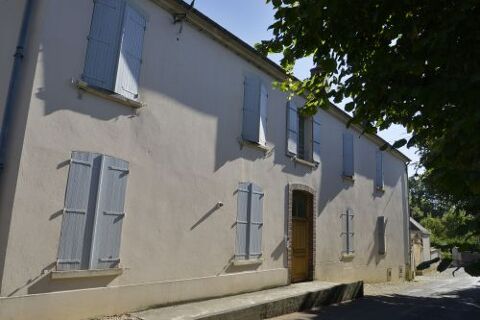   Votre agence France Loire Aubigny S/Nère vous propose cet appartement à la location sur la commune d'Henrichemont Appartement - 2 pièce(s) - 35 m²