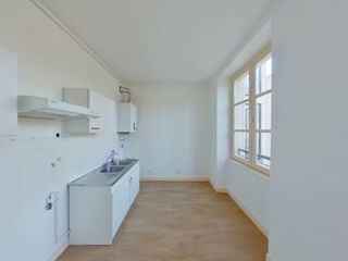  Appartement à louer 2 pièces 74 m²