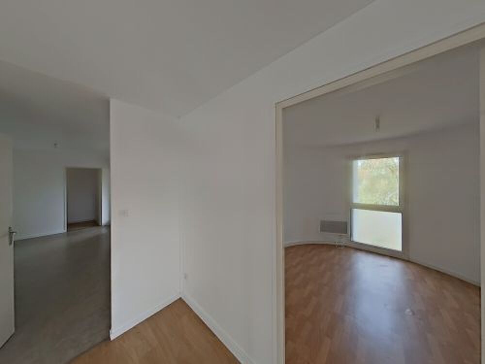 Location Appartement A louer appartement T3 de 77 m²- Val d'Auron- BOURGES Bourges