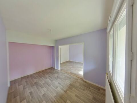   Votre agence France Loire vous propose cet APPARTEMENT � la location sur la commune de Saint-Amand-Montrond. Appartement - 3 pi�ce(s) - 67 m�