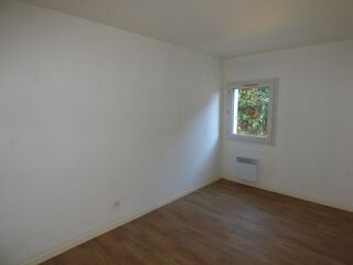 Location Appartement Votre agence France Loire Aubigny S/Nère vous propose cet appartement à la location sur la commune d'Aubigny S/Nère Aubigny sur nere
