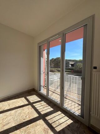 Location Appartement Bel Appartement 2 chambres - CANAL SAINT AMAND MONTROND St amand montrond