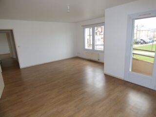  Appartement à louer 4 pièces 86 m²