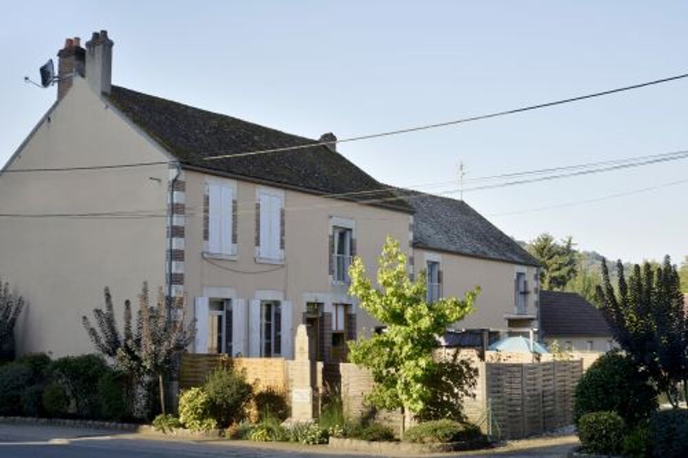 Votre agence France Loire Aubigny S/Nère vous propose cet appartement à la location sur la commune de Saint Satur