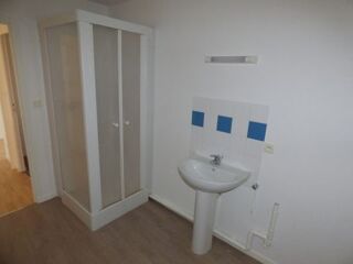  Appartement à louer 3 pièces 61 m²