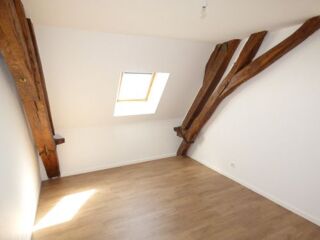  Appartement à louer 3 pièces 66 m²