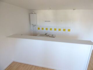  Appartement à louer 3 pièces 66 m²