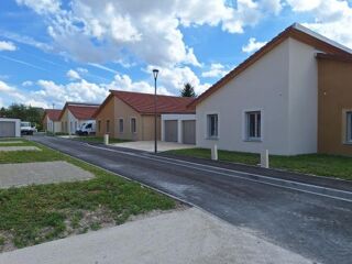  Maison à louer 4 pièces 79 m²