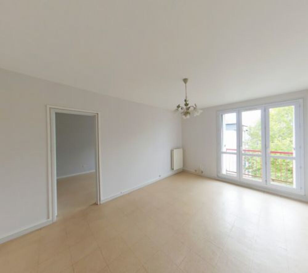 Votre agence France Loire vous propose cet APPARTEMENT à la location sur la commune de Saint-Amand-Montrond.