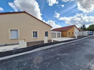  Maison à louer 4 pièces 79 m²