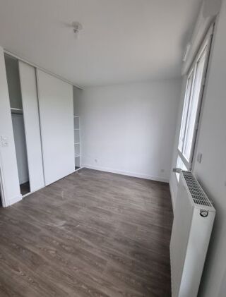  Appartement à louer 3 pièces 74 m²