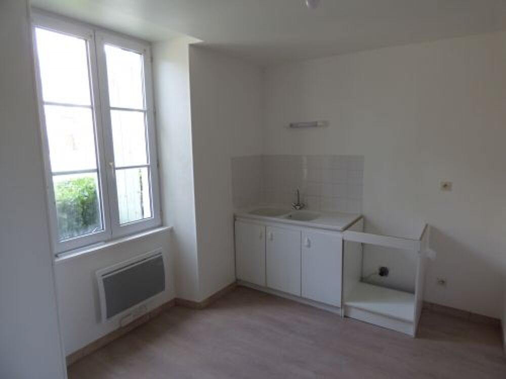 Location Appartement Votre agence France Loire Aubigny S/Nère vous propose cette maison à la location sur la commune de Sury en Vaux Sury en vaux