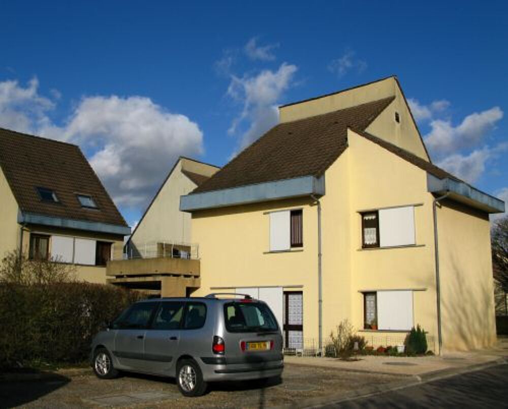 Location Appartement Beau T4 avec terrasse Mehun sur yevre