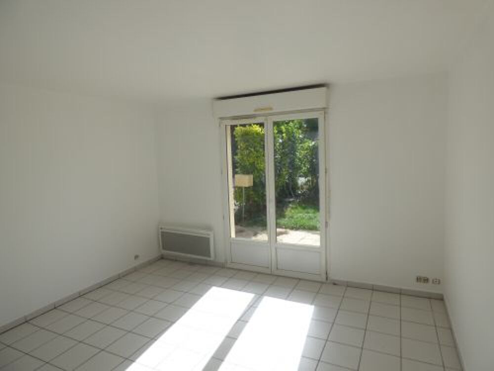 Location Maison Votre agence France Loire Aubigny S/Nère vous propose ce pavillon à la location sur la commune de Veaugues Veaugues
