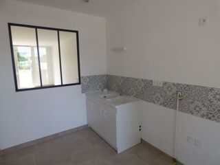  Maison à louer 3 pièces 74 m²