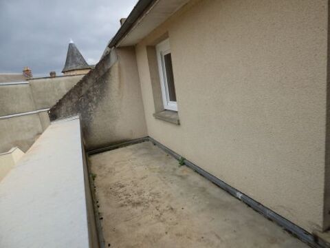   Votre agence France Loire Aubigny S/N�re vous propose cet appartement � la location sur la commune d'Ivoy le Pr� Appartement - 1 pi�ce(s) - 55 m�