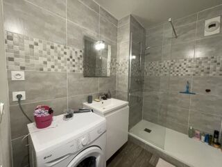  Appartement à louer 4 pièces 75 m²