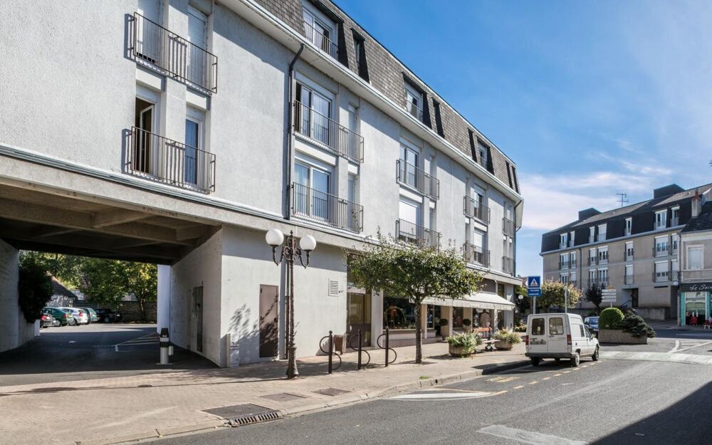 Location Appartement T4 bis au coeur du centre ville ** livré avec clé d'or ** Mehun sur yevre