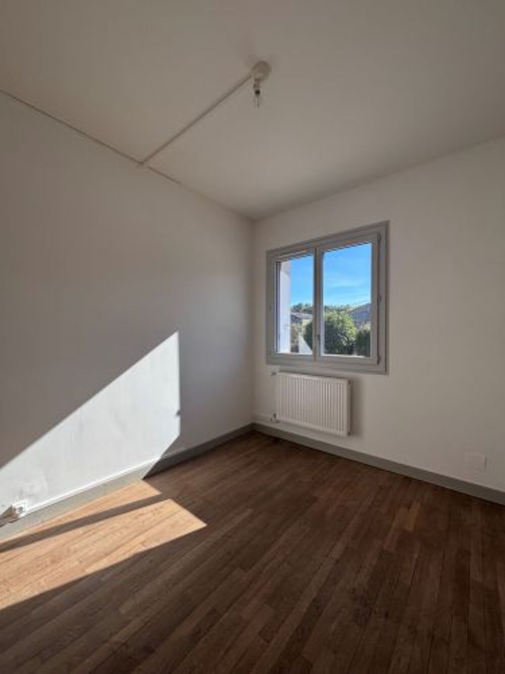 Location Appartement Bel Appartement 2 chambres - CANAL SAINT AMAND MONTROND St amand montrond
