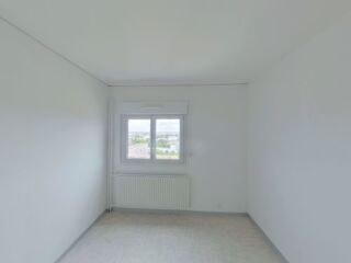  Appartement à louer 3 pièces 74 m²