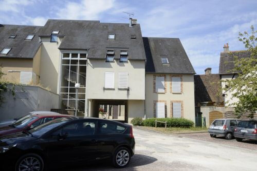 Votre agence France Loire Aubigny S/Nère vous propose cet appartement à la location sur la commune d'Aubigny S/Nère