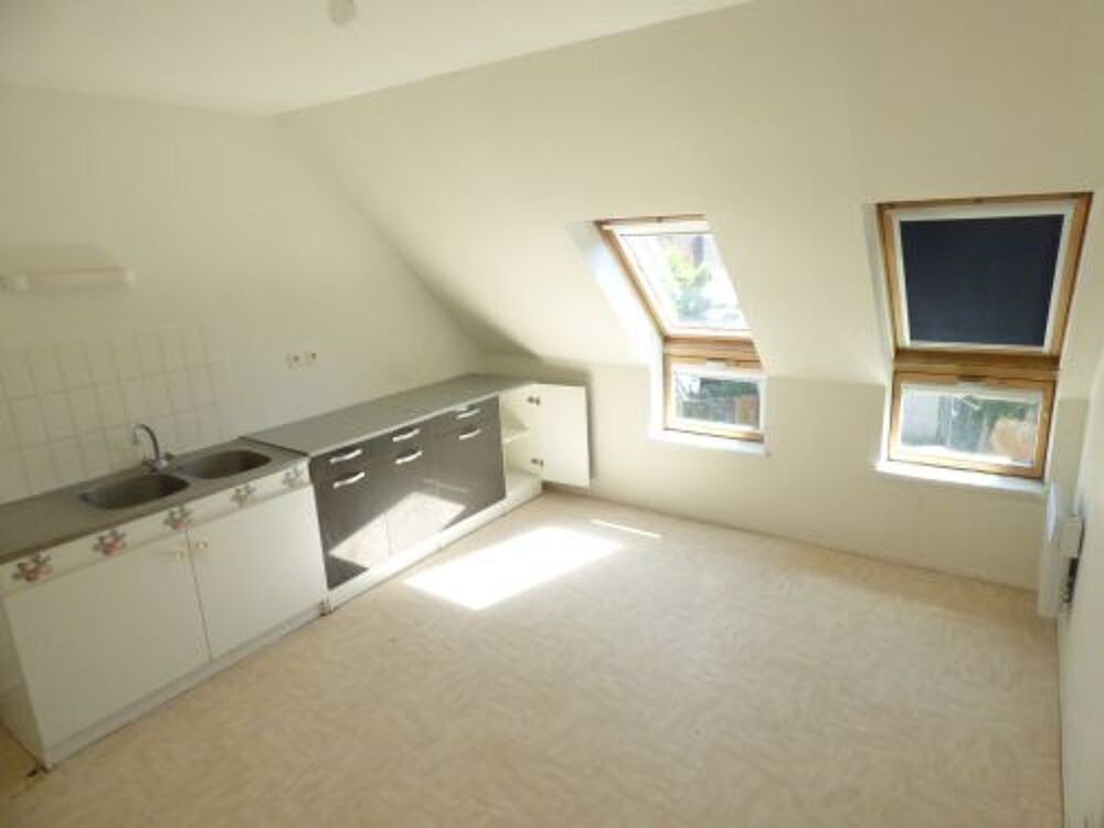 Votre agence France Loire Aubigny S/Nère vous propose cet appartement à la location sur la commune d'Aubigny S/Nère