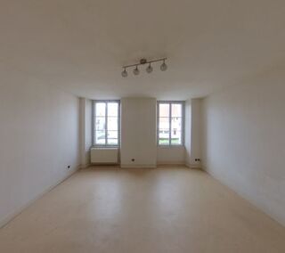  Appartement à louer 2 pièces 63 m²