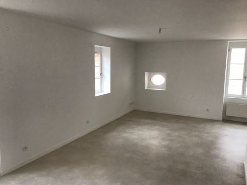 Votre agence France Loire Aubigny S/Nère vous propose cet appartement à la location sur la commune de La Chapelle d'Angillon