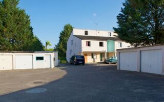  Appartement à louer 2 pièces 67 m²