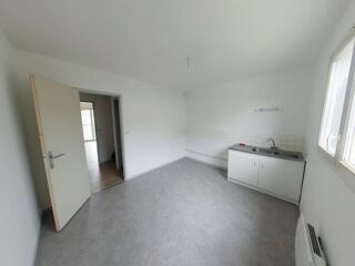  Maison � louer 4 pi�ces 83 m� Aubigny sur nere