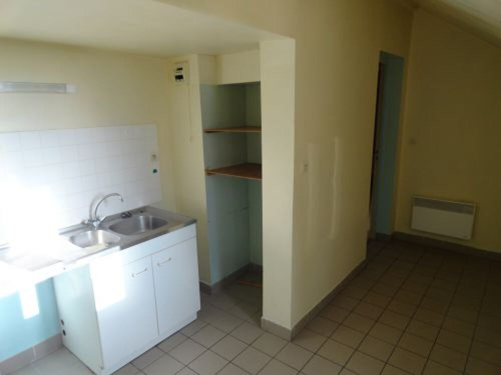 Votre agence France Loire Aubigny S/Nère vous propose cet appartement à la location sur la commune d'Ivoy le Pré