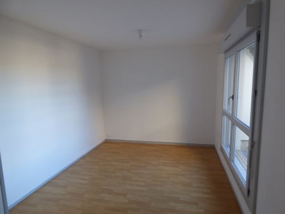 Votre agence France Loire Aubigny S/Nère vous propose cet appartement à la location sur la commune d'Aubigny S/Nère