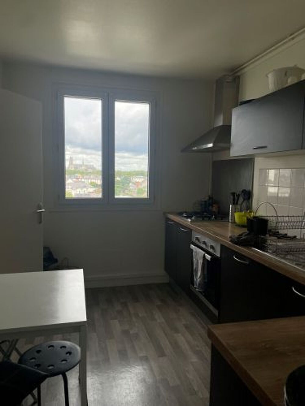 Nous vous accueillons au sein de notre logement pour étu....