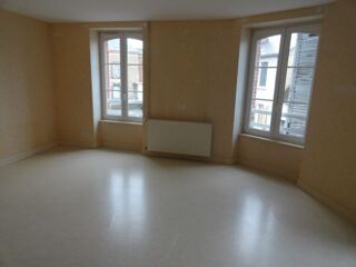  Appartement à louer 4 pièces 80 m²
