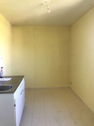  Appartement à louer 2 pièces 56 m²
