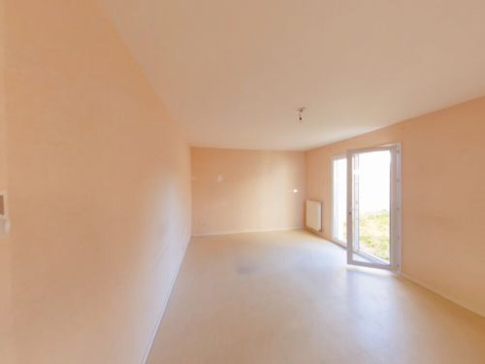 Location Appartement Votre agence France Loire de Saint-Amand-Montrond vous propose cet APPARTEMENT à la location sur la commune de TORTERON Torteron