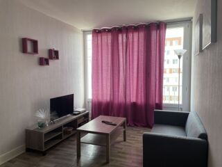  Appartement à louer 4 pièces 75 m²