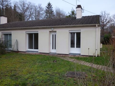 Votre agence France Loire Aubigny S/Nère vous propose ce pavillon à la location sur la commune de Nançay 496 Nanay (18330)