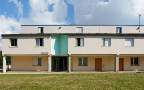   � LOUER � T1 BIS EN DUPLEX � SAINT-GERMAIN-DU-PUY (51 m�) Appartement - 1 pi�ce(s) - 51 m�