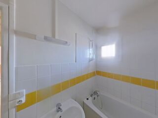  Appartement à louer 2 pièces 56 m²